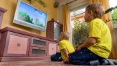 DEČJI TV PROGRAM POSTAO SPOREDNI SADRŽAJ: Kakva je budućnost emisija za najmlađe DEČJI TV PROGRAM POSTAO SPOREDNI SADRŽAJ: Kakva je budućnost emisija za najmlađe