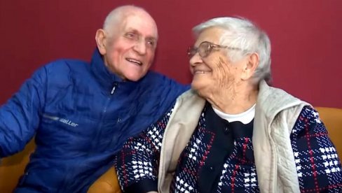 MATIČARKA OVO JOŠ NIJE VIDELA: Bosiljka (82) i Siniša (86) se venčali u staračkom domu - imaju i savet za mlade MATIČARKA OVO JOŠ NIJE VIDELA: Bosiljka (82) i Siniša (86) se venčali u staračkom domu - imaju i savet za mlade