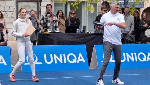 IVANIŠEVIĆ UZEO TIGANJ U RUKE I POKAZAO UMEĆE: Legendarni teniser i srpsko čudo od deteta priredili šou u Zagrebu (VIDEO)