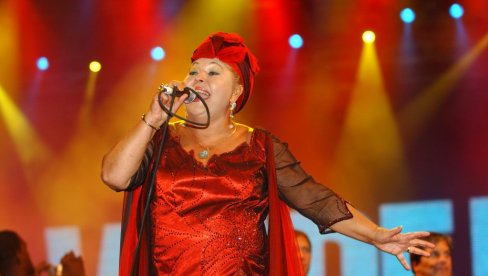 KRENULA MAJČINIM STOPAMA: Ovo je jedina ćerka Esme Redžepove (FOTO)