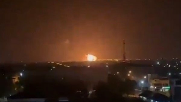 ВЕЛИКИ ВАЗДУШНИ НАПАД РУСИЈЕ: Погођене четири термолектране - Чују се експлозије у овим деловима земље (ВИДЕО) ВЕЛИКИ ВАЗДУШНИ НАПАД РУСИЈЕ: Погођене четири термолектране - Чују се експлозије у овим деловима земље (ВИДЕО)