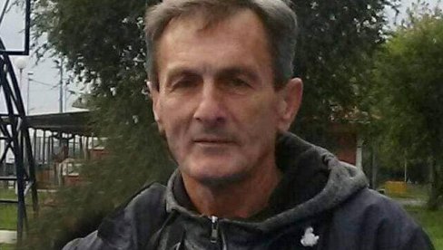 IN MEMORIAM: ODLAZAK ČUVENOG „TROJKAŠA“: Preminuo Vladimir Dašić, legendarni košarkaš Sloge iz Kraljeva IN MEMORIAM: ODLAZAK ČUVENOG „TROJKAŠA“: Preminuo Vladimir Dašić, legendarni košarkaš Sloge iz Kraljeva