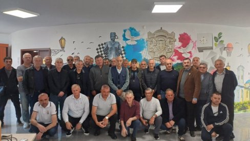 URUČENE BORAČKE LEGITIMACIJE U ČAČKU: Povlastice za 89 veterana URUČENE BORAČKE LEGITIMACIJE U ČAČKU: Povlastice za 89 veterana