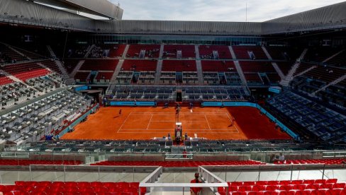 IZNENAĐENJE U MADRIDU: Šesta teniserka sveta eliminisana u osmini finala IZNENAĐENJE U MADRIDU: Šesta teniserka sveta eliminisana u osmini finala