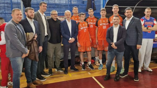САЊАЈТЕ СНОВЕ ПОБЕДНИКА: Мали сајам спорта успешно организован у Ваљеву САЊАЈТЕ СНОВЕ ПОБЕДНИКА: Мали сајам спорта успешно организован у Ваљеву