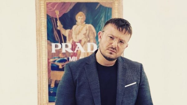 ОВО ЈЕ СРПСКИ РЕПЕР УБИЈЕН У ДИСЕЛДОРФУ: Александра убио Албанац испред локала (ФОТО) ОВО ЈЕ СРПСКИ РЕПЕР УБИЈЕН У ДИСЕЛДОРФУ: Александра убио Албанац испред локала (ФОТО)