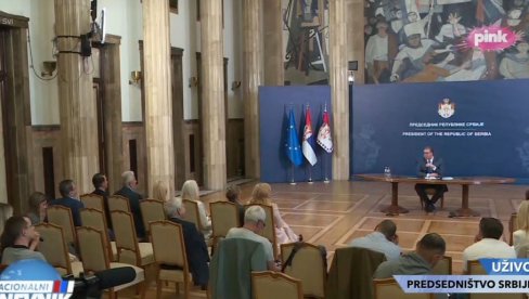 VUČIĆ: Oko 33-35 odsto ljudi će biti potpuno novi u Vladi