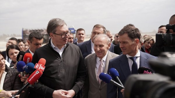 ВУЧИЋЕВ ГОВОР НА ОТВАРАЊУ НАЦИОНАЛНОГ СТАДИОНА: Србија ће ићи даље, упркос свим притисцима ВУЧИЋЕВ ГОВОР НА ОТВАРАЊУ НАЦИОНАЛНОГ СТАДИОНА: Србија ће ићи даље, упркос свим притисцима
