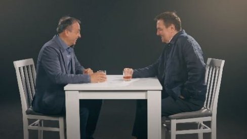 DVA JARANA, JEDNA ŽENA: Beki Bekić i Dragan Kojić Keba razveselili sve, samo kako oni to znaju (FOTO/VIDEO) DVA JARANA, JEDNA ŽENA: Beki Bekić i Dragan Kojić Keba razveselili sve, samo kako oni to znaju (FOTO/VIDEO)