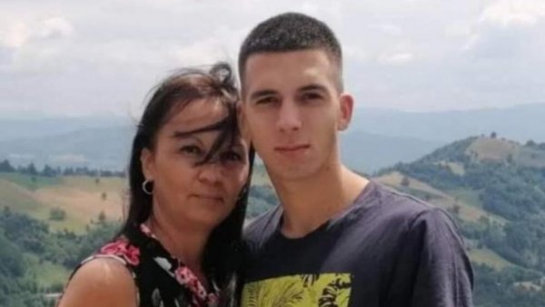 СЕСТРА УБИЈЕНОГ ДАЛИБОРА НАПИСАЛА ПЕСМУ БРАТУ: Проклињем му руку из које је сваки метак испалио (ВИДЕО) СЕСТРА УБИЈЕНОГ ДАЛИБОРА НАПИСАЛА ПЕСМУ БРАТУ: Проклињем му руку из које је сваки метак испалио (ВИДЕО)