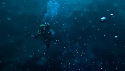 ŠTA SU DO SADA NAUČNICI OTKRILI? Evo šta krije najdublja plava rupa na svetu (VIDEO) ŠTA SU DO SADA NAUČNICI OTKRILI? Evo šta krije najdublja plava rupa na svetu (VIDEO)