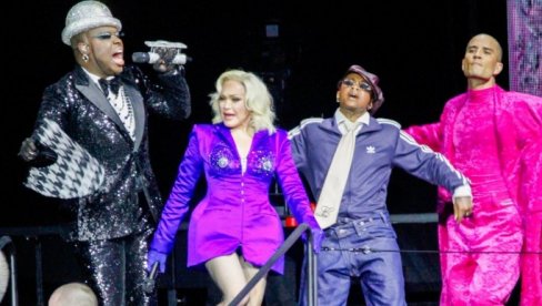 FANTASTIČAN PERFORMANS U RIJU: Madona obara rekorde (FOTO/VIDEO) FANTASTIČAN PERFORMANS U RIJU: Madona obara rekorde (FOTO/VIDEO)