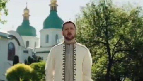 БОГ НОСИ УКРАЈИНСКУ ЗАСТАВУ НА РАМЕНУ Бизарна порука - Погледајте честитку Зеленског за Васкрс (ВИДЕО) БОГ НОСИ УКРАЈИНСКУ ЗАСТАВУ НА РАМЕНУ Бизарна порука - Погледајте честитку Зеленског за Васкрс (ВИДЕО)