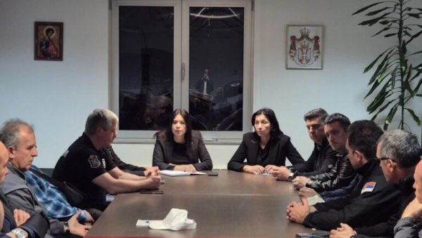 КРАЈ ВАНРЕДНЕ СИТУАЦИЈЕ У УЖИЦУ: Тачка на депонију Дубоко КРАЈ ВАНРЕДНЕ СИТУАЦИЈЕ У УЖИЦУ: Тачка на депонију Дубоко