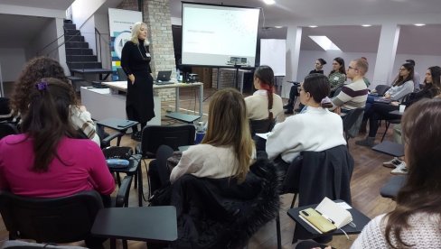 KADAR DA BUDEM KADAR: Program Centra za razvoj karijere Univerziteta u Beogradu, prijave do 12. maja KADAR DA BUDEM KADAR: Program Centra za razvoj karijere Univerziteta u Beogradu, prijave do 12. maja