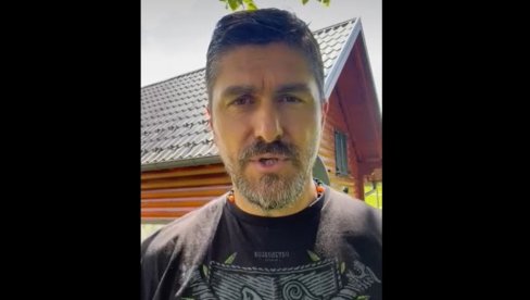 АКО ВУЧИЋ НЕ ПОБЕДИ, СРБИЈУ ЧЕКАЈУ ТЕШКИ ДАНИ ПО СВИМ ПИТАЊИМА... Дарко Миличић послао важну поруку о актуелној политичкој ситуацији (ВИДЕО) АКО ВУЧИЋ НЕ ПОБЕДИ, СРБИЈУ ЧЕКАЈУ ТЕШКИ ДАНИ ПО СВИМ ПИТАЊИМА... Дарко Миличић послао важну поруку о актуелној политичкој ситуацији (ВИДЕО)