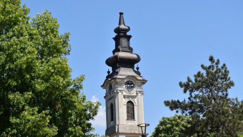 ЦРКВА У МОКРИНУ ДОБИЈА ПОЗЛАЋЕНИ КРСТ: Што је срушило невреме, поправиће донатори ЦРКВА У МОКРИНУ ДОБИЈА ПОЗЛАЋЕНИ КРСТ: Што је срушило невреме, поправиће донатори