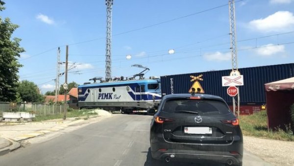 ЗБОГ РАДОВА НА ПРУЖНОМ ПРЕЛАЗУ: У четвртак у току ноћи обустава саобраћаја на путу Паланка–Плана