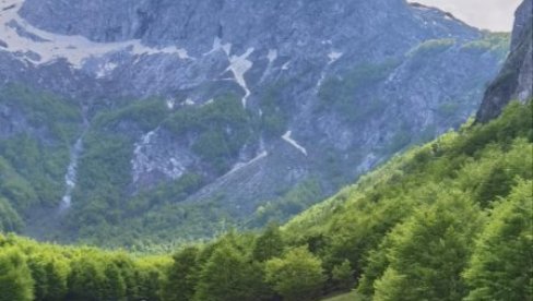 RAMPA ZA KVADOVE, MOTORE I DRONOVE: Ubuduće bez buke u Nacionalnim parkovima Crne Gore, pa će posetioci uživati u miru RAMPA ZA KVADOVE, MOTORE I DRONOVE: Ubuduće bez buke u Nacionalnim parkovima Crne Gore, pa će posetioci uživati u miru