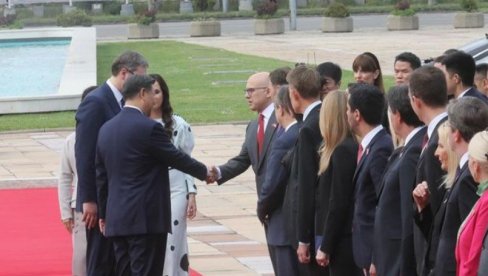 VUČEVIĆ O POSETI SIJA: Još jednom, na delu, potvrđeno je čelično prijateljstvo između Srbije i Kine! (FOTO) VUČEVIĆ O POSETI SIJA: Još jednom, na delu, potvrđeno je čelično prijateljstvo između Srbije i Kine! (FOTO)