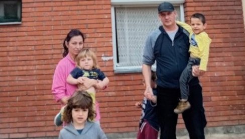 MILETIĆI SE SA PETORICOM SINOVA VRATILI NA KiM: Sa Kosova više nigde ne idemo MILETIĆI SE SA PETORICOM SINOVA VRATILI NA KiM: Sa Kosova više nigde ne idemo
