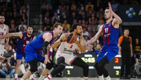 LUDA UTAKMICA U BARSELONI: Olimpijakos pobedio u dramatičnoj završnici i izborio Fajnal for Evrolige LUDA UTAKMICA U BARSELONI: Olimpijakos pobedio u dramatičnoj završnici i izborio Fajnal for Evrolige