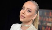 KAKO STARIM, SVE TE VIŠE VOLIM: Slađa Alegro zasijala u novom belom odelu (FOTO/VIDEO) KAKO STARIM, SVE TE VIŠE VOLIM: Slađa Alegro zasijala u novom belom odelu (FOTO/VIDEO)