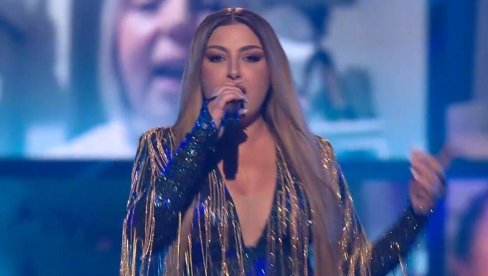HELENA PAPARIZU PONOVO NA EUROSONGU: Na sceni se pojavila ikona Evrovizije, publika u transu HELENA PAPARIZU PONOVO NA EUROSONGU: Na sceni se pojavila ikona Evrovizije, publika u transu