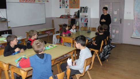 RAZVOJ EMPATIJE I DIJLOGA: Edukativna radionica za kraljevačke osnovce u „Nedelji sećanja“ RAZVOJ EMPATIJE I DIJLOGA: Edukativna radionica za kraljevačke osnovce u „Nedelji sećanja“