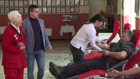 VOLONTIRA U DEVETOJ DECENIJI: Persida Mijajlović počasni član Crvenog krsta Despotovac VOLONTIRA U DEVETOJ DECENIJI: Persida Mijajlović počasni član Crvenog krsta Despotovac