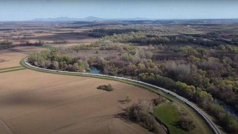 BICIKLOM KROZ NJIVE DO DUNAVA: Izgrađena 7 kilometara dugačka biciklistička staza u Beloj Crkvi