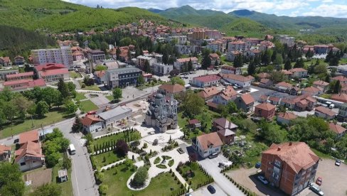 СРБИ НА КиМ ЋЕ СЛАВИТИ СВЕТОГ ВАСИЛИЈА: Тодић о одлуци нелегитимног албанског градоначелника СРБИ НА КиМ ЋЕ СЛАВИТИ СВЕТОГ ВАСИЛИЈА: Тодић о одлуци нелегитимног албанског градоначелника