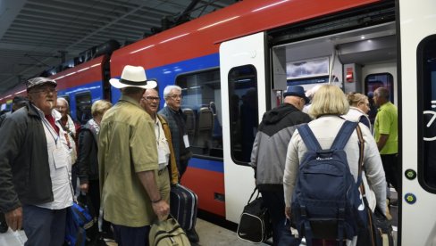 NOVE CENE ŽELEZNIČKOG PREVOZA OD SEPTEMBRA: Evo šta se tačno menja NOVE CENE ŽELEZNIČKOG PREVOZA OD SEPTEMBRA: Evo šta se tačno menja