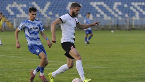 „BELI“ OPET U SRPSKOJ LIGI: U Kraljevu Sloga sa 3:0 pobedila kragujevačku Šumadiju „BELI“ OPET U SRPSKOJ LIGI: U Kraljevu Sloga sa 3:0 pobedila kragujevačku Šumadiju