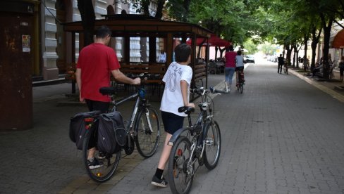 SVI ŽELE NOVI BICIKL: Na konkurs Grada Kikinde za kupovinu 250 bicikala stiglo 400 prijava SVI ŽELE NOVI BICIKL: Na konkurs Grada Kikinde za kupovinu 250 bicikala stiglo 400 prijava