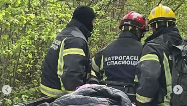 СВОЈ ПОЗИВ НОСЕ У СРЦУ: Ватрогасци из Пирота спасили жену са преломом ноге СВОЈ ПОЗИВ НОСЕ У СРЦУ: Ватрогасци из Пирота спасили жену са преломом ноге