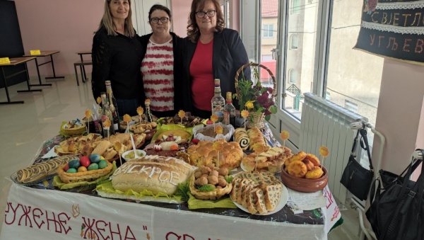 НАЈ-ДОМАЋИЦЕ ИЗ УГЉЕВИКА: Гастрто-фестивал у Љубовији окупио најбоље пекаре НАЈ-ДОМАЋИЦЕ ИЗ УГЉЕВИКА: Гастрто-фестивал у Љубовији окупио најбоље пекаре