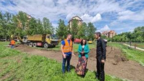OSAM NOVIH IGRALIŠTA: Grad Pančevo sređuje prostor za igru mališana OSAM NOVIH IGRALIŠTA: Grad Pančevo sređuje prostor za igru mališana