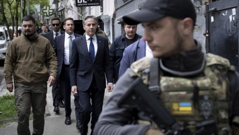 ЦРНЕ СЛУТЊЕ ЗА ЗЕЛЕНСКОГ: Блинкен признао - Могуће је да Америка престане да подржава Украјину ЦРНЕ СЛУТЊЕ ЗА ЗЕЛЕНСКОГ: Блинкен признао - Могуће је да Америка престане да подржава Украјину
