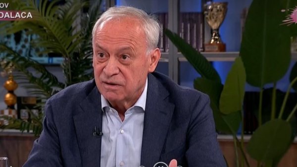 ВУЧЕЛИЋ: Захваљујући Вучићу и српској дипломатији они имају проблем са гласањем о резолуцији о Сребреници ВУЧЕЛИЋ: Захваљујући Вучићу и српској дипломатији они имају проблем са гласањем о резолуцији о Сребреници