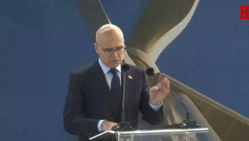 SVEČANO OTVOREN VETROPARK KRIVAČA: Vučević: Dobri projekti su pred nama (VIDEO) SVEČANO OTVOREN VETROPARK KRIVAČA: Vučević: Dobri projekti su pred nama (VIDEO)