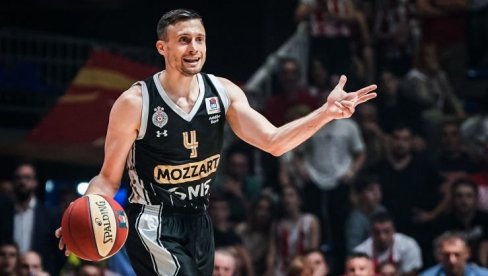 AVRAMOVIĆ SE HRANI ENERGIJOM SA TRIBINA: Bek crno-belih nije blistao na gostujućem terenu!