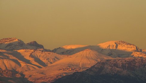 ZIMA PRE VREMENA: Glavni grad Čilea suočen sa najvećom hladnoćom u poslednjih nekoliko decenija ZIMA PRE VREMENA: Glavni grad Čilea suočen sa najvećom hladnoćom u poslednjih nekoliko decenija