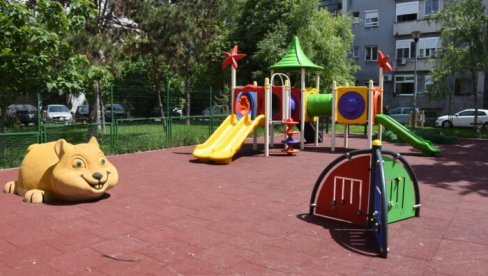ZA IGRU MALIŠANA: Vrtić Pepeljuga dobio sređeno igralište ZA IGRU MALIŠANA: Vrtić Pepeljuga dobio sređeno igralište