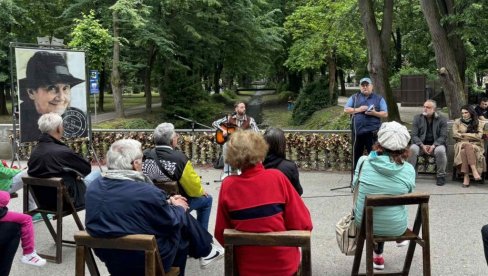 DESANKIN DAN NA MOSTU LJUBAVI: U Vrnjačkoj Banji obeležena godišnjica rođenja Desanke Msksimović DESANKIN DAN NA MOSTU LJUBAVI: U Vrnjačkoj Banji obeležena godišnjica rođenja Desanke Msksimović
