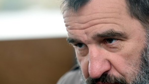 ПОДРШКА ЕСНАФА: Огласило се Удружење драмских уметника Србије поводом забране уласка екипе представе Књига о Милутину на КиМ ПОДРШКА ЕСНАФА: Огласило се Удружење драмских уметника Србије поводом забране уласка екипе представе Књига о Милутину на КиМ