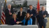 USKORO ZAVRŠAVAMO LOŽIONICU Brnabić: Mesto za ideje, inovacije, kreativnost (FOTO) USKORO ZAVRŠAVAMO LOŽIONICU Brnabić: Mesto za ideje, inovacije, kreativnost (FOTO)
