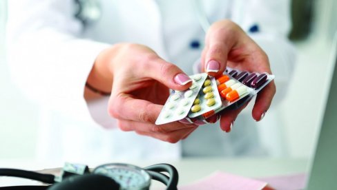 ZA VEĆINU ALERGIČNIH ANTIHISTAMINIK NIJE DOVOLJAN: Savet lekara - Evo kako da se izborite sa tegobama ZA VEĆINU ALERGIČNIH ANTIHISTAMINIK NIJE DOVOLJAN: Savet lekara - Evo kako da se izborite sa tegobama