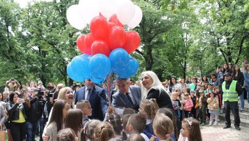 VREME RADOSTI“: Dečji festival u Vranju VREME RADOSTI“: Dečji festival u Vranju