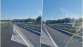 BAHATO PONAŠANJE VOZAČA NA AUTO-PUTU: Vozio u kontra smeru kod Orlovače (VIDEO) BAHATO PONAŠANJE VOZAČA NA AUTO-PUTU: Vozio u kontra smeru kod Orlovače (VIDEO)